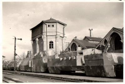 Прикрепленное изображение: башня (Симферопольский железнодорожный вокзал) 5 Бронепоезд.jpg